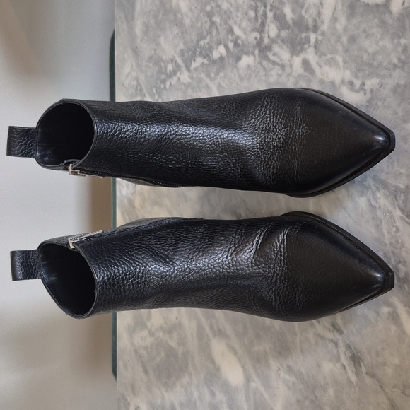 Everlane Black Ankle Boots - Picture 2 of 11